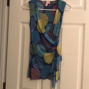 Causal or dress tank